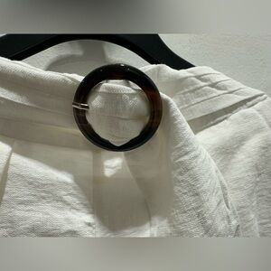 CeCe Short with Brown Accent